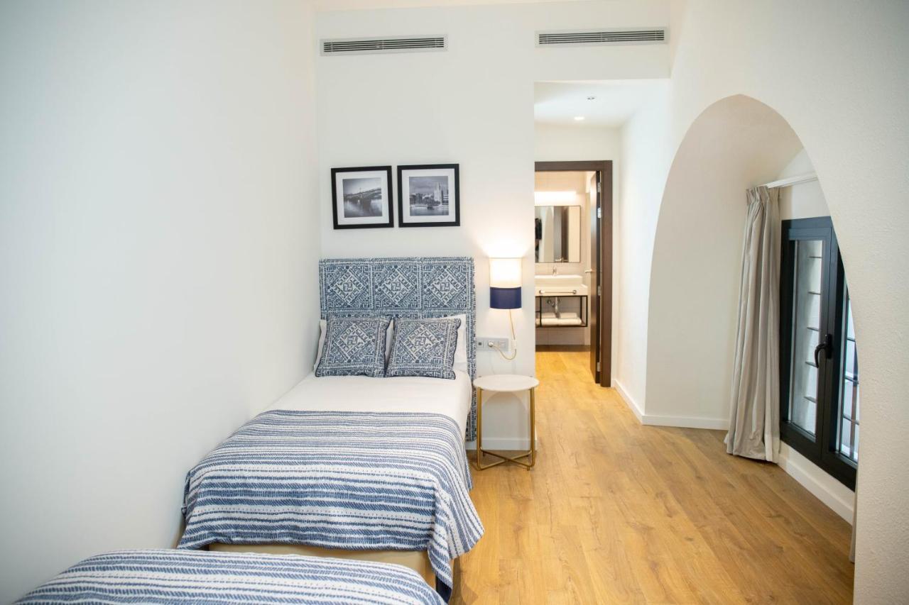 Nqn Aparts & Suites Sevilla Экстерьер фото