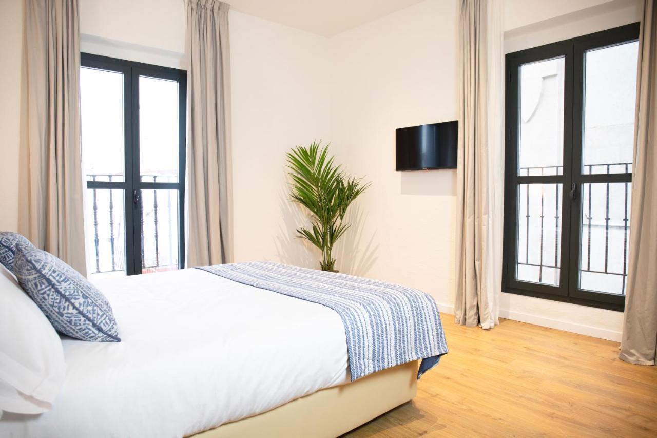 Nqn Aparts & Suites Sevilla Экстерьер фото