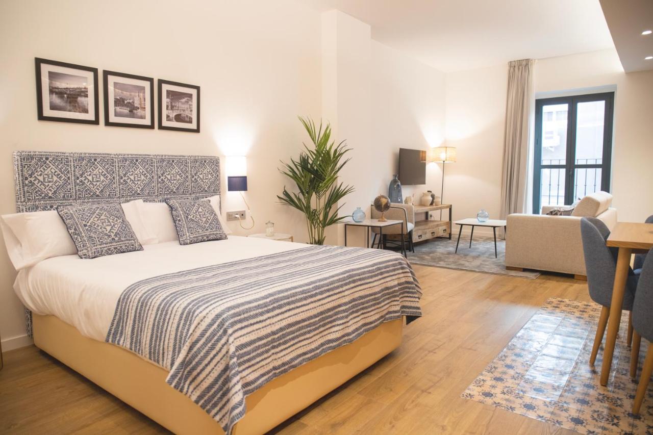 Nqn Aparts & Suites Sevilla Экстерьер фото